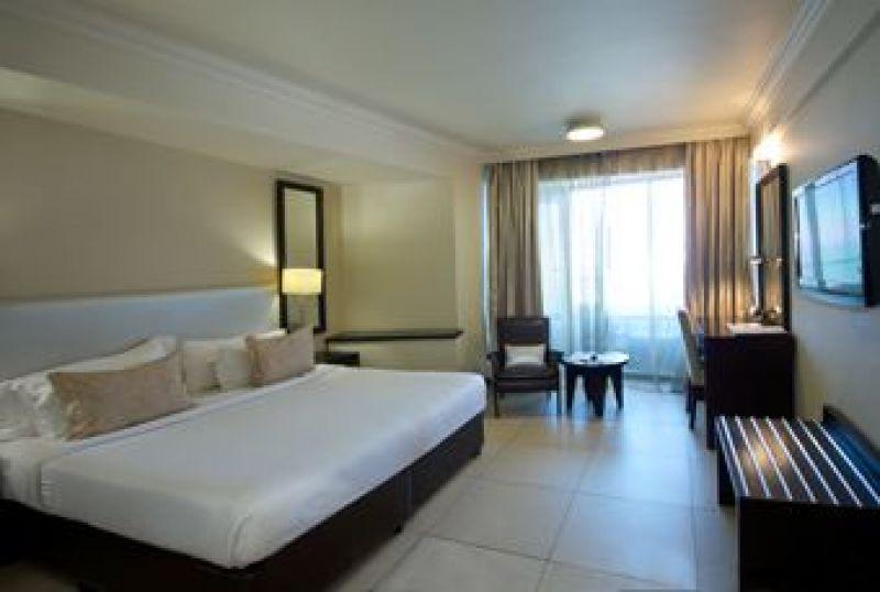 Blue Waters Hotel Durban Exterior photo A room at the hotel
